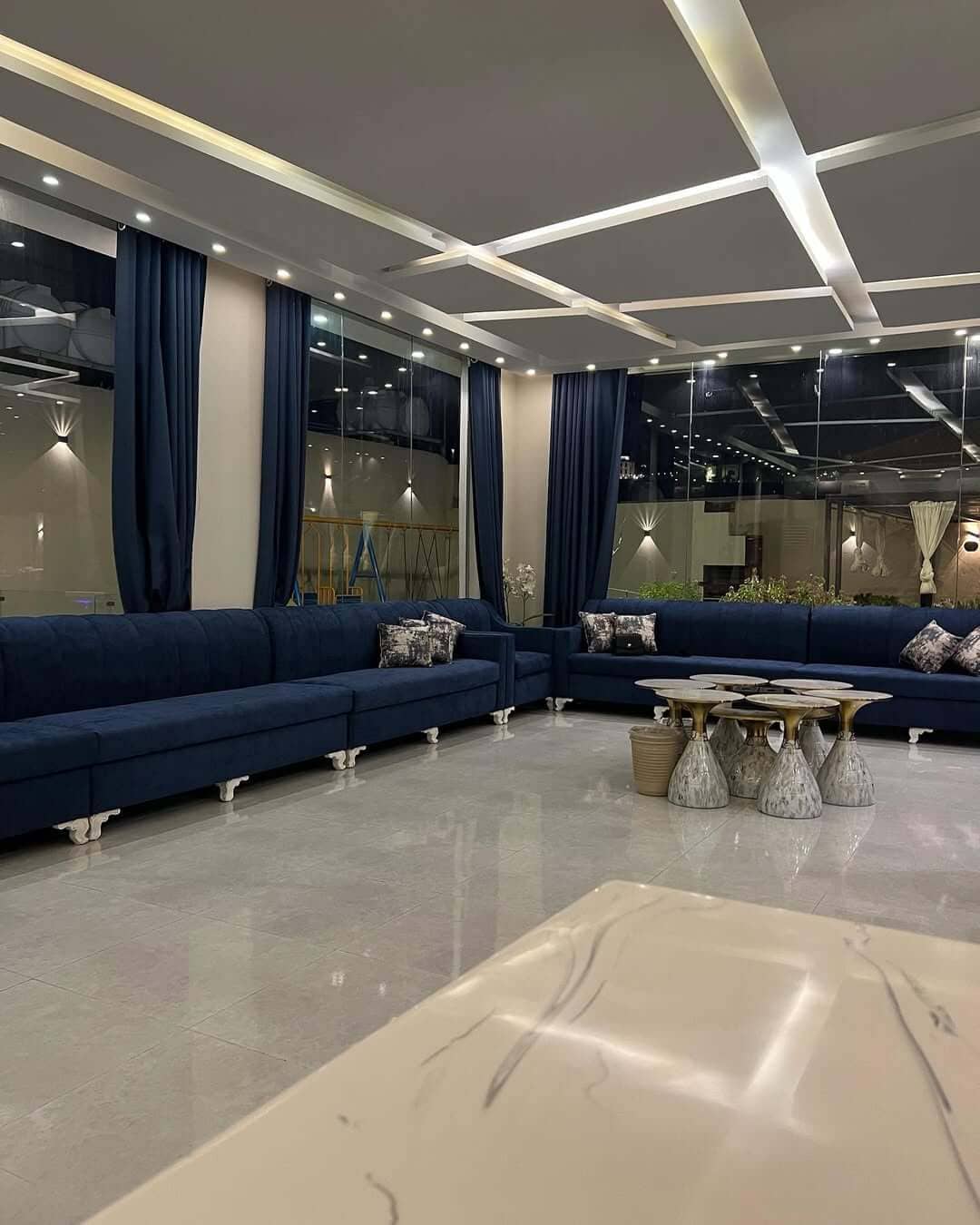 مجلس داخلي في شاليه أرتوين جنوب جدة للضيوف والعائلات